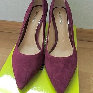 Gianni Bini Burgundy Heels
